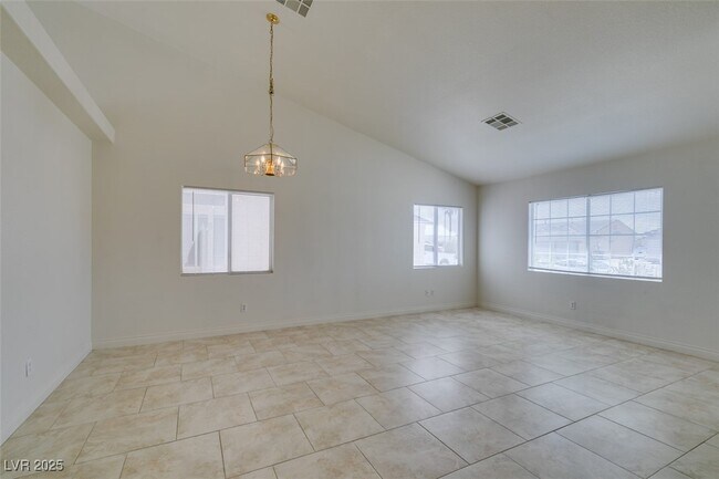 Building Photo - 2510 Roaring Lion Ave