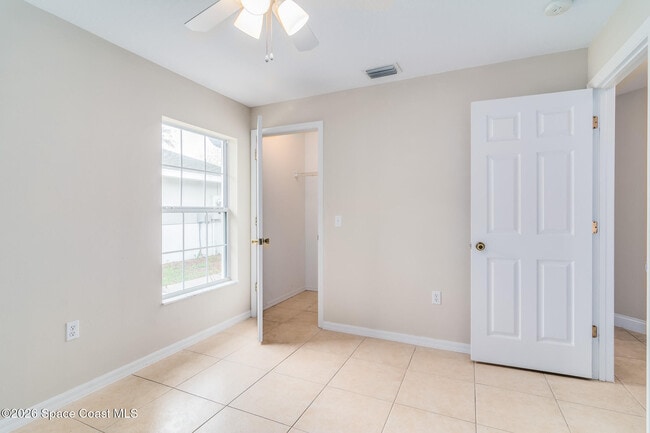 Building Photo - 3473 Horse Creek Cir