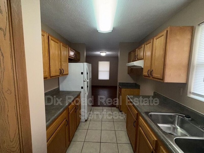 Building Photo - 2224 Whittier St