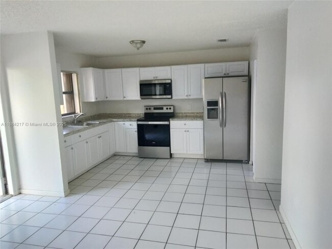 Primary Photo - 26245 SW 141st Pl