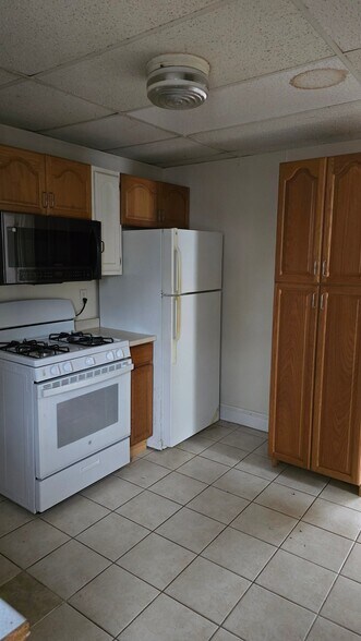 Building Photo - 116 Campbell Ave