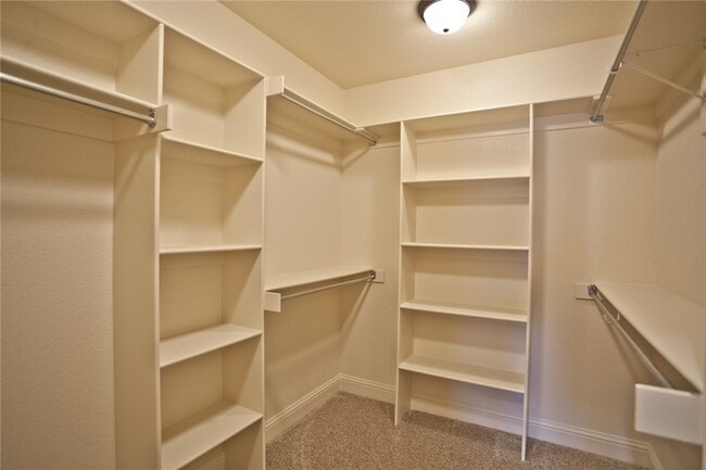 Building Photo - 3210 SW Stonepoint Ave