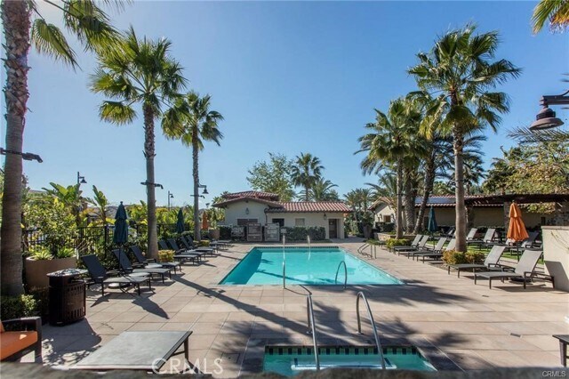 Building Photo - 27 Sorrel