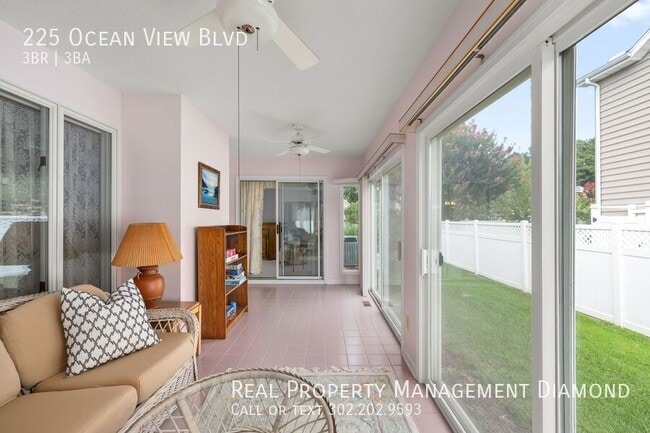 Building Photo - 225 Ocean View Blvd