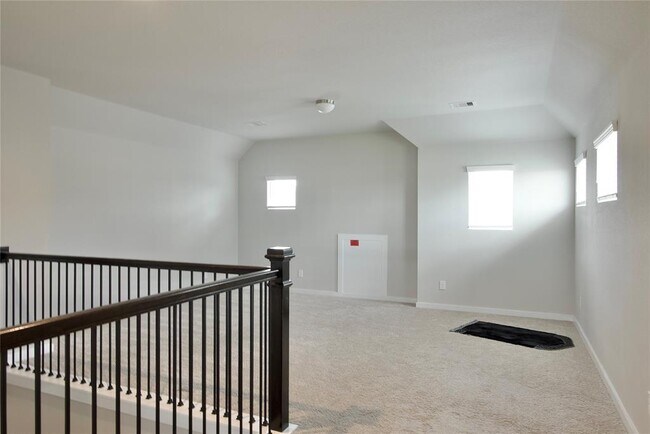 Building Photo - 3207 Tilley Dr