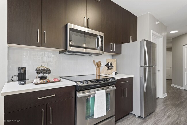 Building Photo - 45 E Chicago Ave