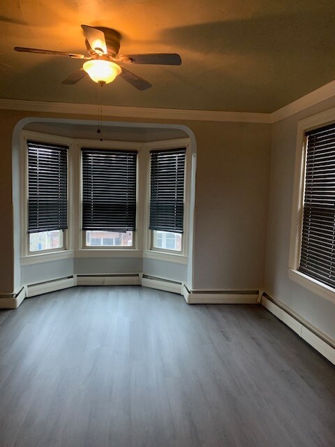 Building Photo - 150 S East St