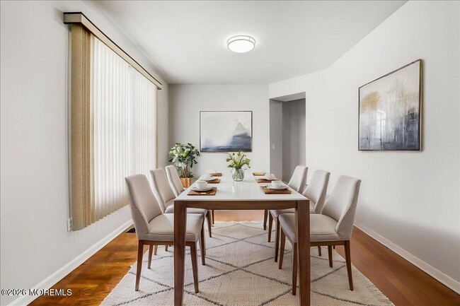 Building Photo - 3 Vancleve Rd