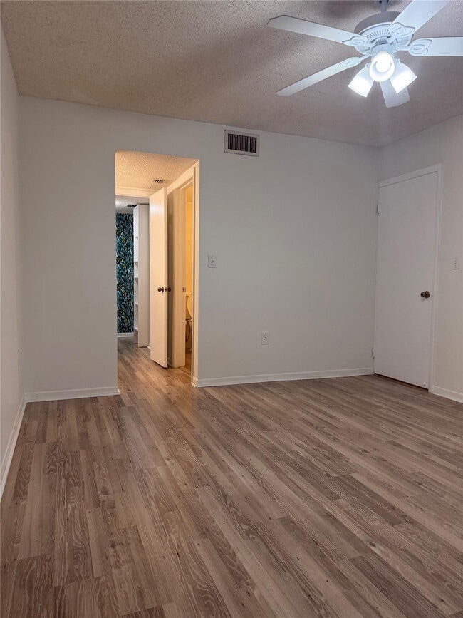 Building Photo - 3432 NW 86th Way