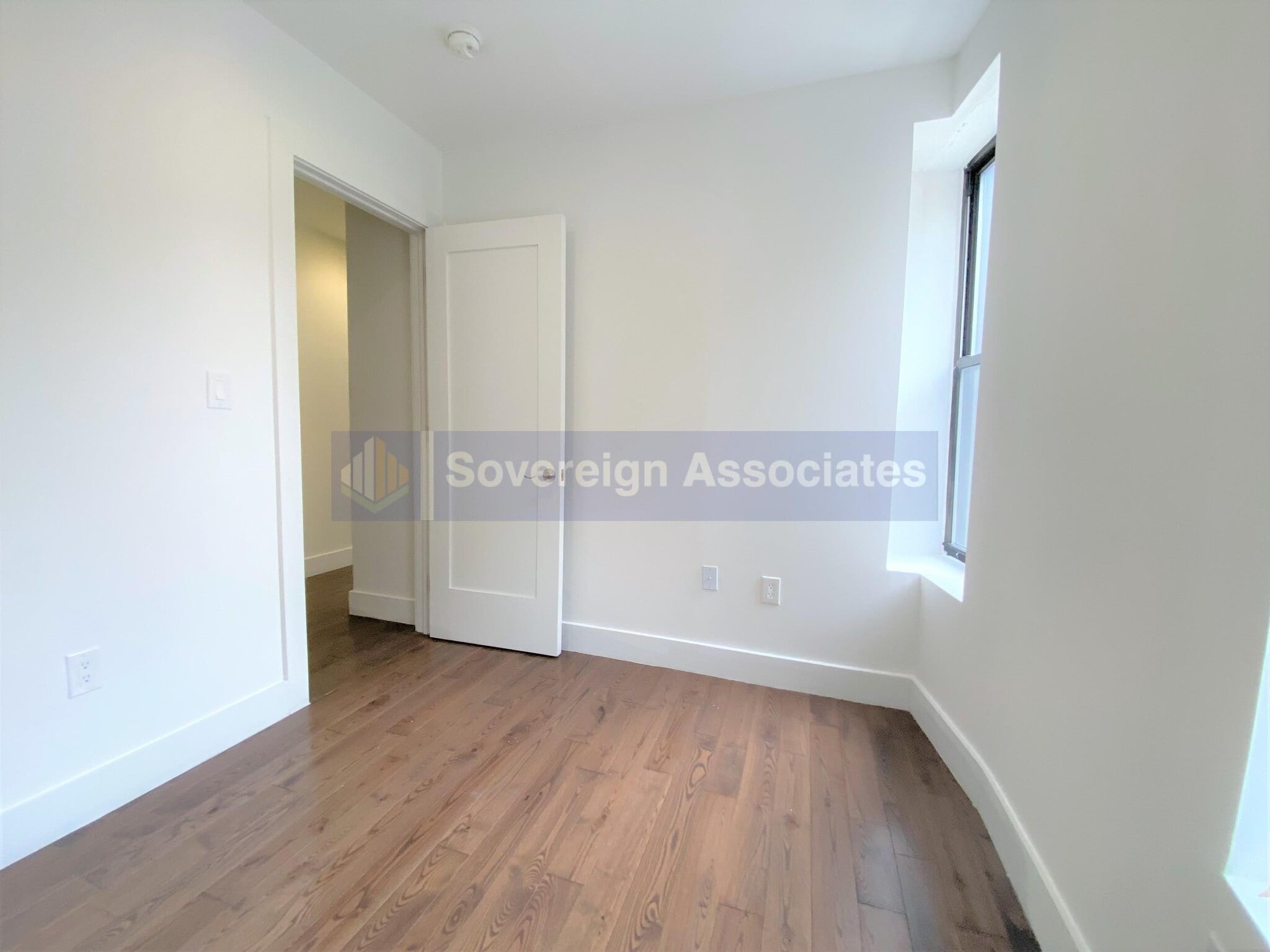 Building Photo - 2 St Nicholas Terrace