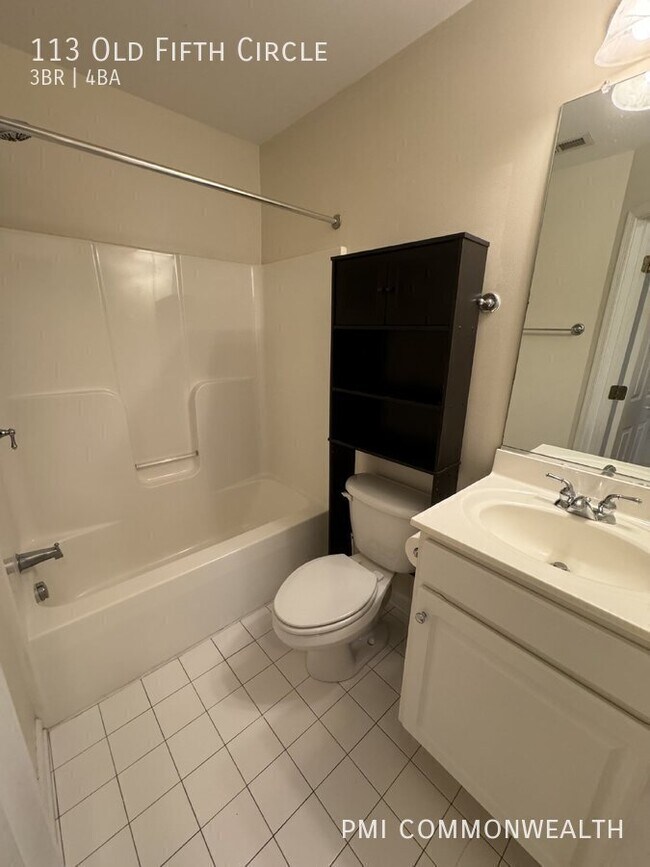 Building Photo - 113 Old Fifth Cir