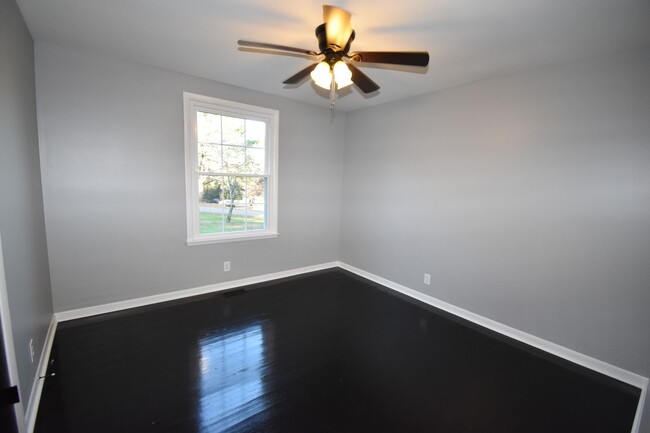 Building Photo - 3 Bedroom Home For Rent in St. Bethlehem A...