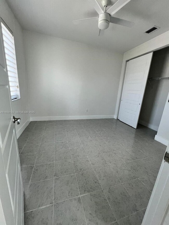 Building Photo - 10970 Pacifica Wy