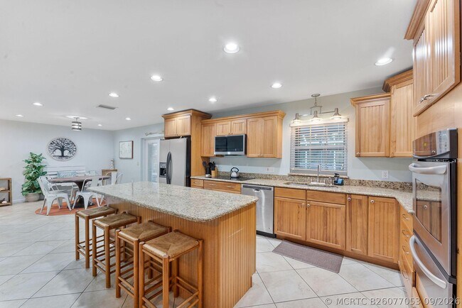 Building Photo - 1577 Thumb Point Dr