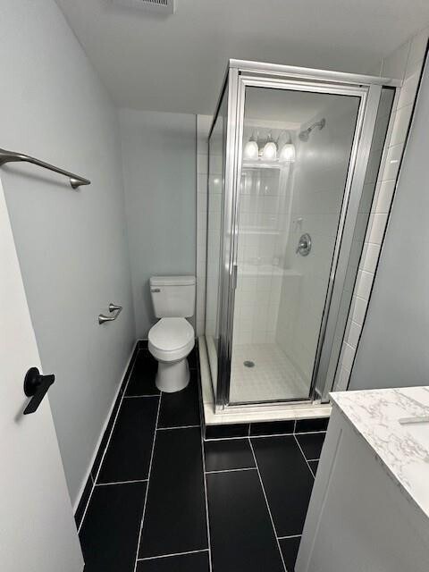 Building Photo - 2700 Coral Springs Dr