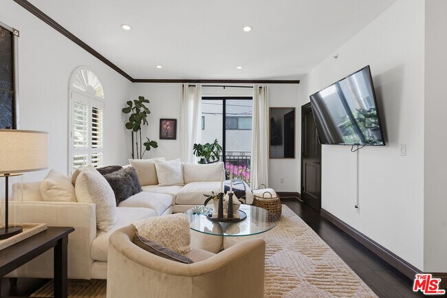 Building Photo - 500 Orlando Ave