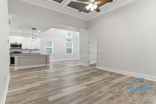 Building Photo - 15334 Oak Creek Cove