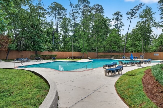 Building Photo - 31722 Royal Woods Ct