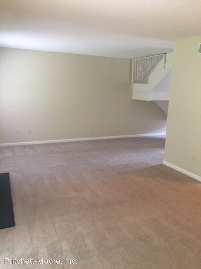 Building Photo - 3 br, 2.5 bath House - 148 Fox Run