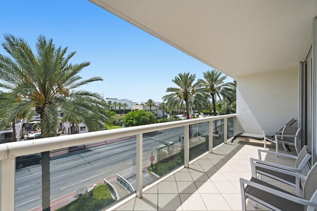 Building Photo - 9595 Collins Ave