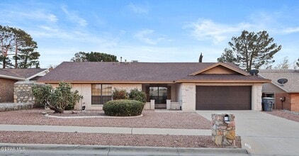 Building Photo - 832 Tepic Dr