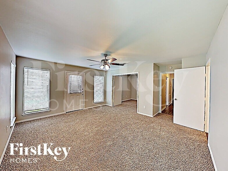 Building Photo - 7451 Tunbury Ln