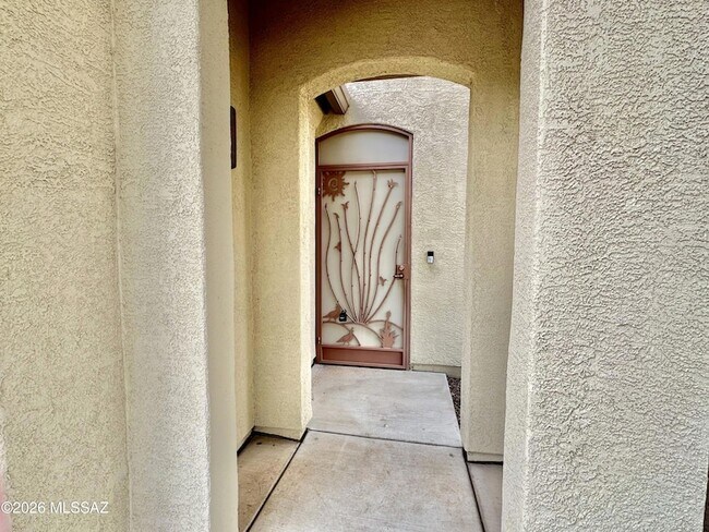 Building Photo - 909 W Leatherleaf Dr