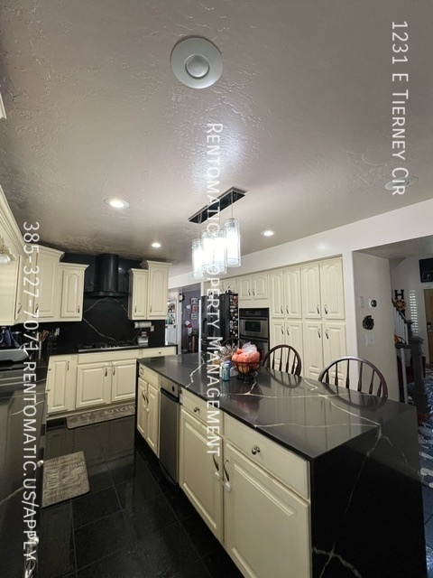 Building Photo - 1231 Tierney Cir
