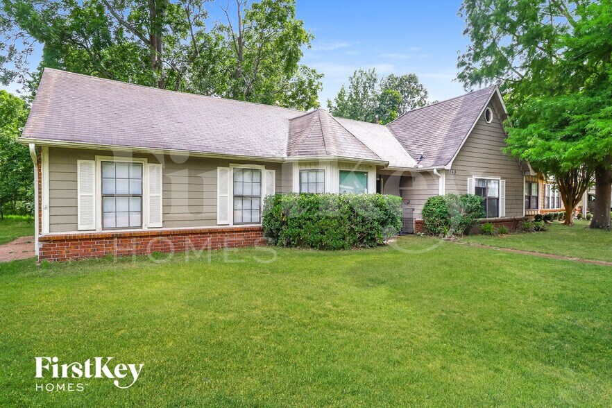 Building Photo - 7549 Burnstown Ln