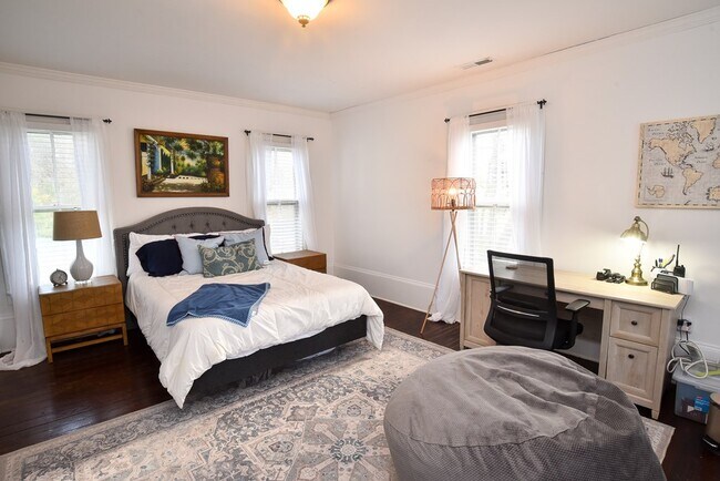 Building Photo - 23409 Seaside Rd