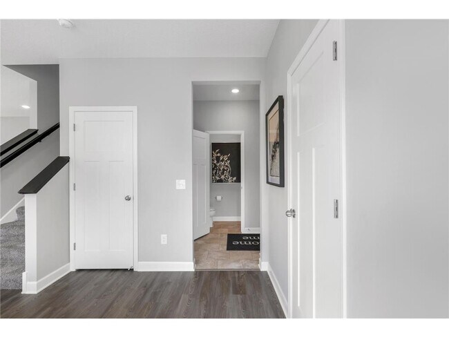 Building Photo - 174 Jean Avenue