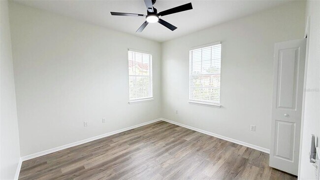 Building Photo - 203 Madison Cir