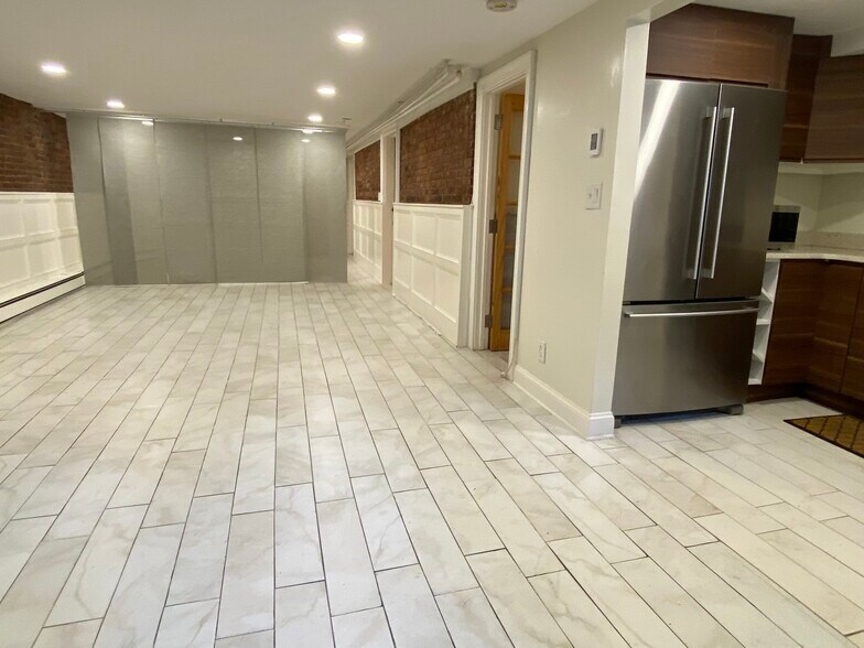 Building Photo - 486 Columbus Ave