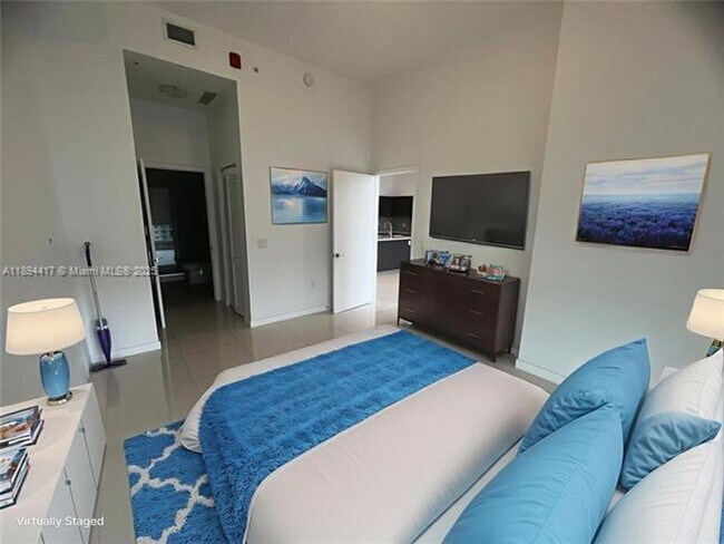 Building Photo - 7661 NW 107th Ave