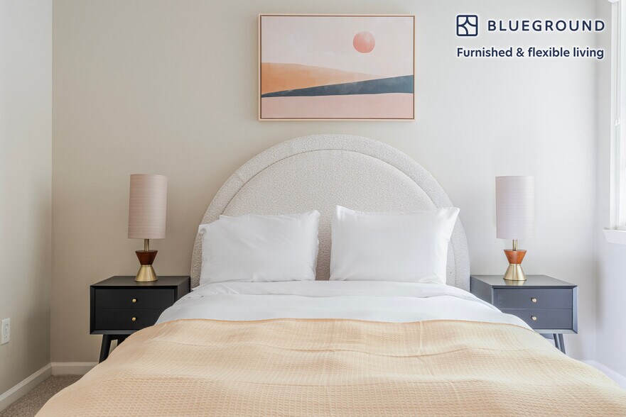 Building Photo - 700 Agnew Rd