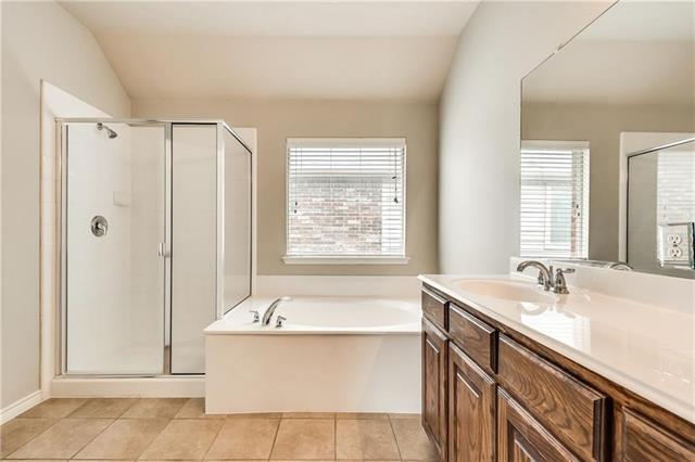 Building Photo - 10213 Canyon Creek Dr