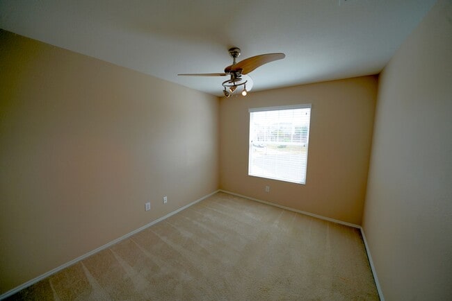 Building Photo - Beautifully maintained home for lease! - Realtor Commission: $500