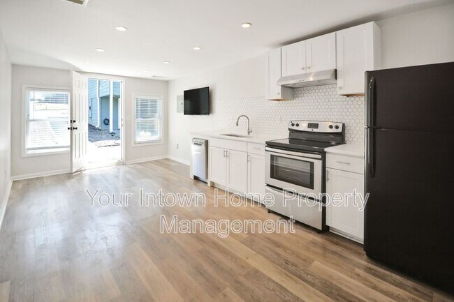 Building Photo - 959 Dill Ave SW