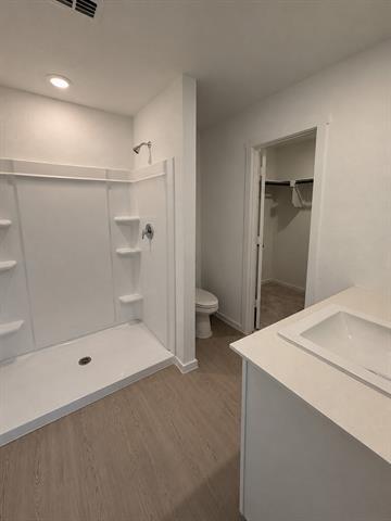 Building Photo - 427 Bower Dr