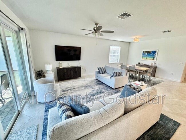 Building Photo - 8644 St Kitts Cir