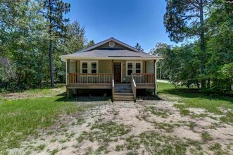 Building Photo - 477 Bushberry Rd