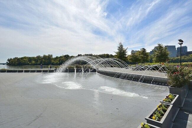 Building Photo - 2500 Q St NW