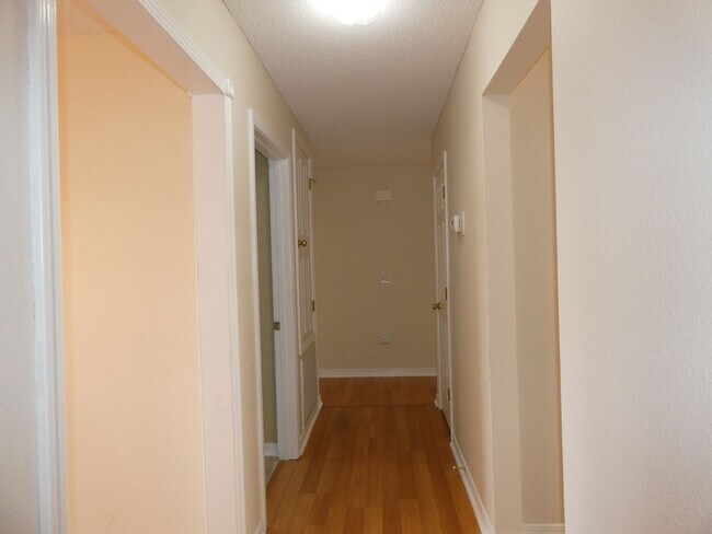 Building Photo - 4 Bedroom in Spencer Oaks Subdivision