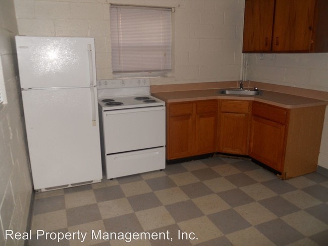 Building Photo - 1883 University Cir