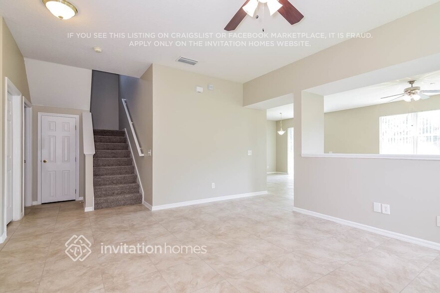 Building Photo - 26926 Stillbrook Dr