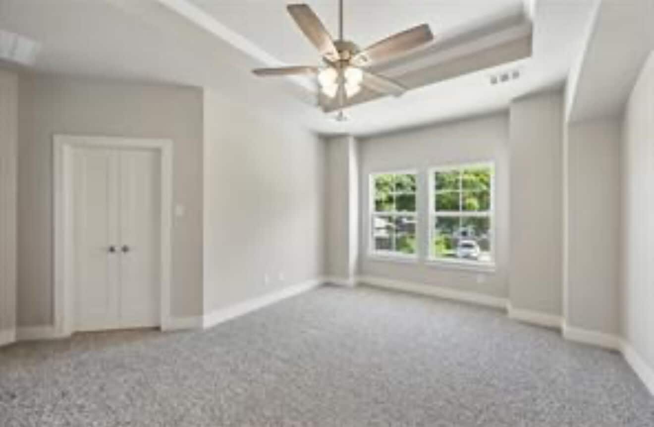 Building Photo - 110 S Market St