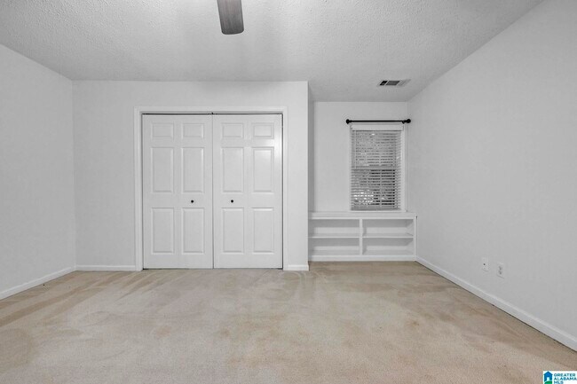 Building Photo - 5501 Heath Row Dr