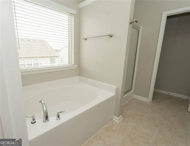 Building Photo - 369 Hardy Water Dr SE