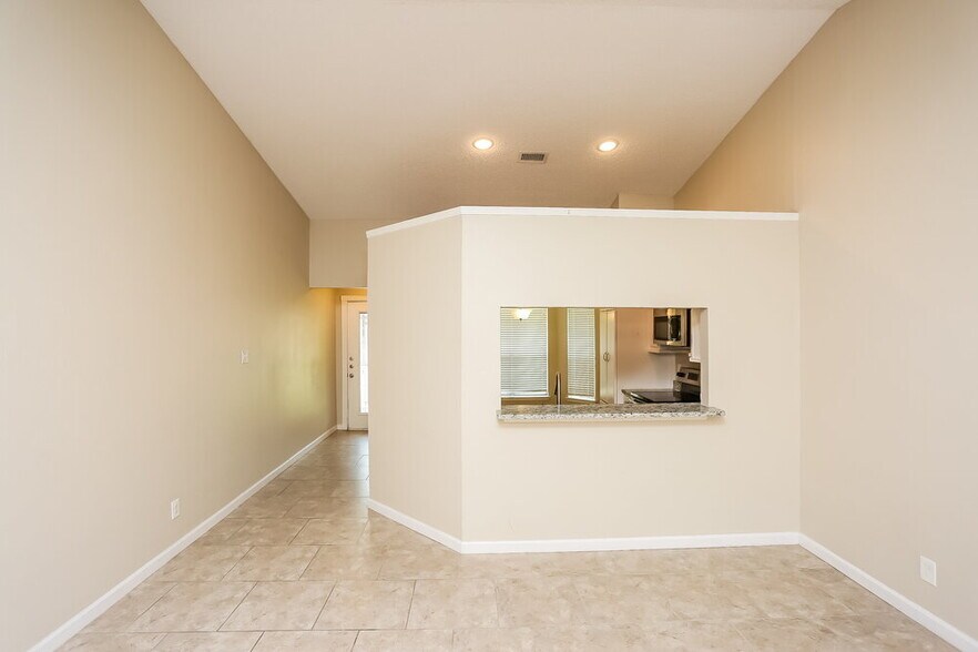 Building Photo - 4214 Worth Forest Dr