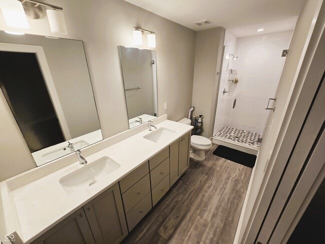 Building Photo - 28 Central Greens Blvd